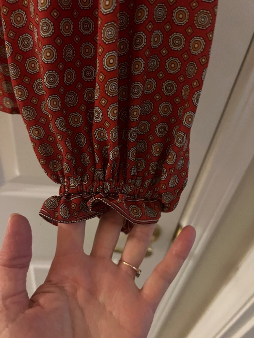 Max Studio Rust Red Geometric Print Ruffle Blouse Size S - Picture 6 of 7